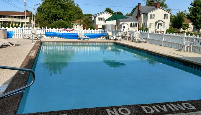 Snyders Shoreline Inn (Shoreline Motel) - From Website (newer photo)